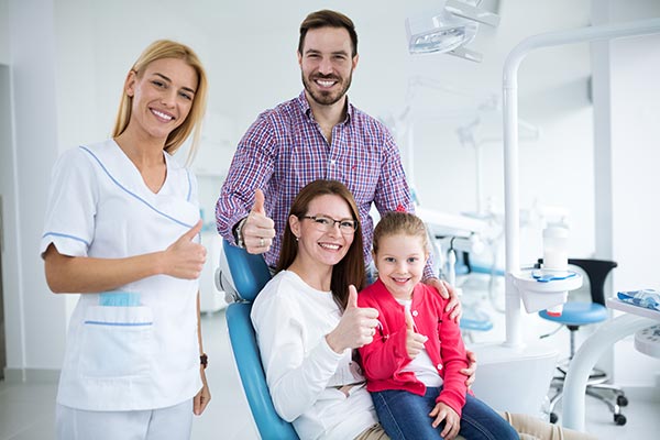 Why You Should See a Family Dentist from Healthy Dental Center in Des Plaines, IL